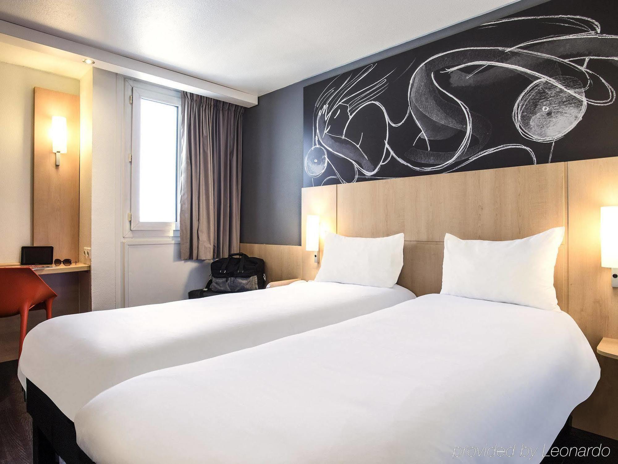 Ibis Saint-denis Stade Ouest 3*